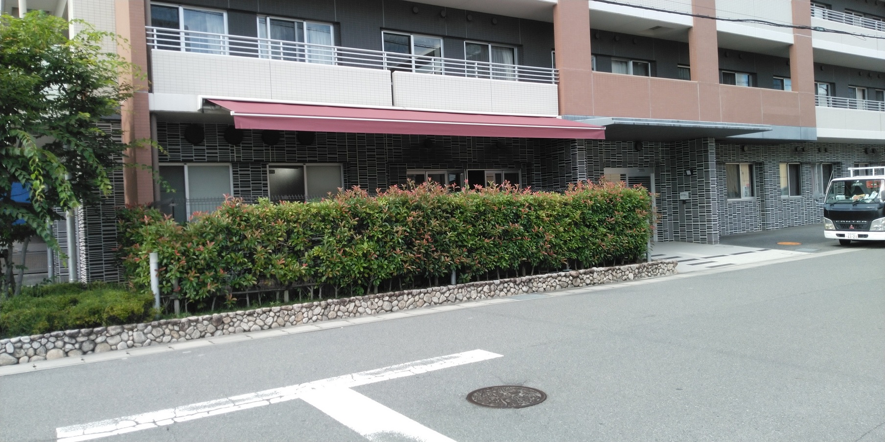 オーニングテント